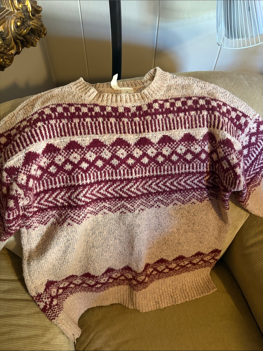 Maroon sweater